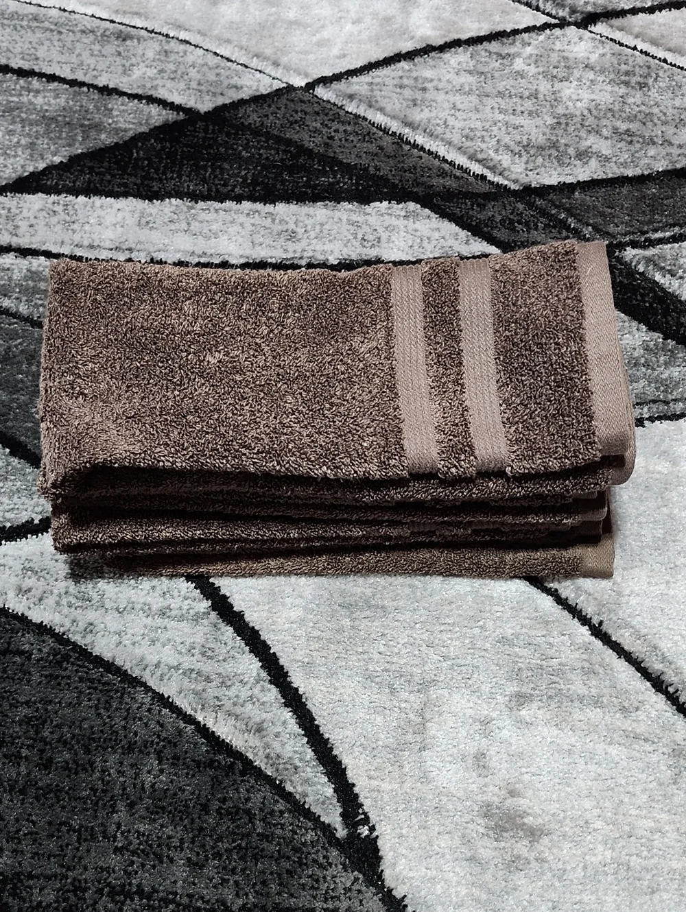 NWOT MAINSTAYS SET-OF-4 SOLID BROWN BASKET COTTON HAND TOWELS BUNDLE